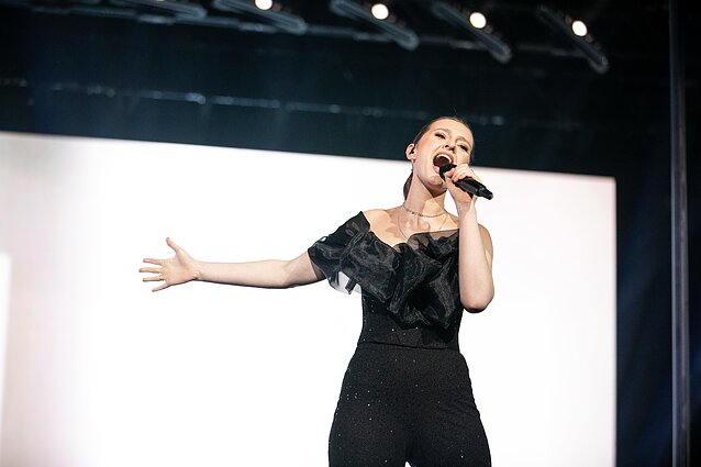 Antrasis „Pabandom iš naujo!“ pusfinalis, Ieva Zasimauskaitė