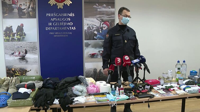 Pasirengimas ekstremalioms situacijoms: specialistas atsakė, kas turi būti išvykimo krepšyje