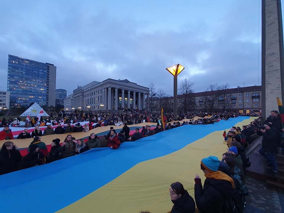 „Laisvė šviečia“ – solidarumo su Ukraina akcija Vilniuje