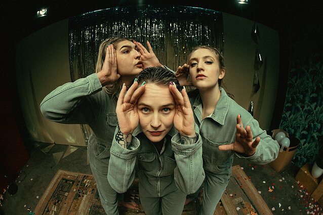 „Sisters On Wire“ klipo filmavimo akimirka