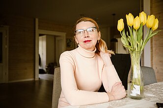 Lietuvoje saugų prieglobstį suradusi T. Lyutaya netrukus vėl mokys vaikus – jai duris atvėrė į Vilnių persikrausčiusi Charkivo mokykla. Lietuvoje saugų prieglobstį suradusi T. Lyutaya netrukus vėl mokys vaikus – jai duris atvėrė į Vilnių persikrausčiusi Charkivo mokykla.