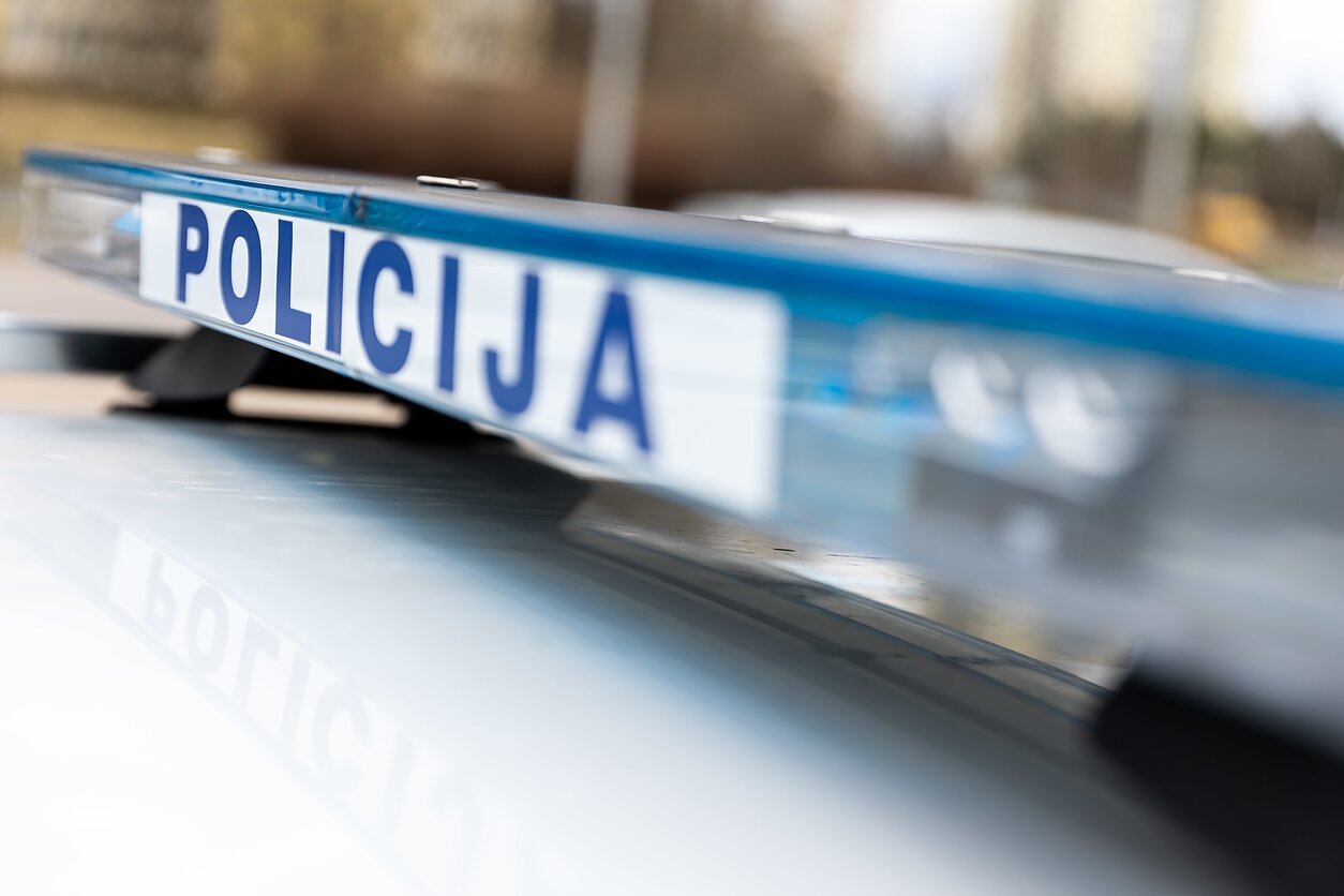 Policija