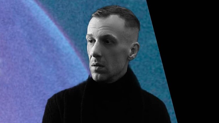 Ten Walls
