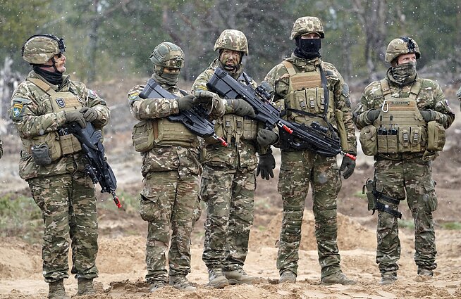 NATO karinės pratybos Latvijoje (asociatyvi nuotr.)