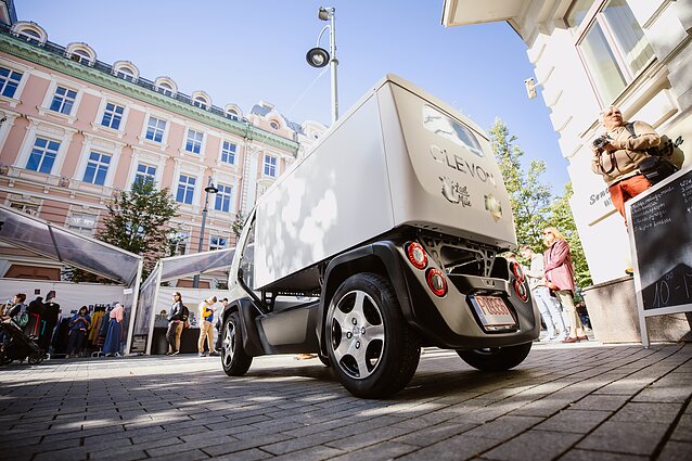First autonomous delivery vehicle rolls out onto Vilnius streets