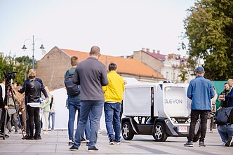 Į Vilniaus gatves išriedėjo pirmasis krovininis autonominis automobilis 