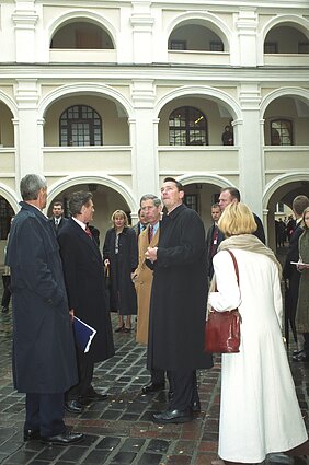 Princo Charleso vizitas Lietuvoje 2001-aisiais