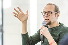Marius Burokas. Diskusija „Rašytojo vaidmuo karo akivaizdoje“. Marius Burokas. Diskusija „Rašytojo vaidmuo karo akivaizdoje“.
