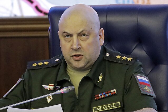 Sergejus Surovikinas Sergejus Surovikinas
