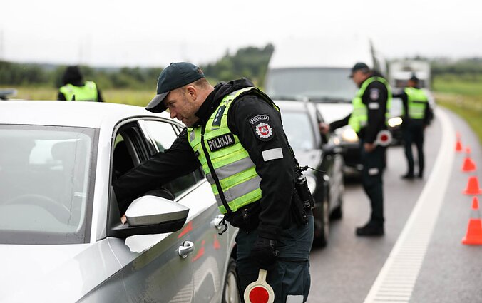 Policijos reidas