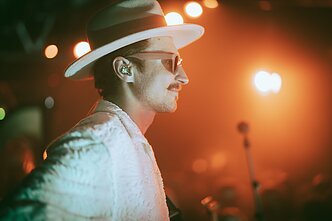 „Baltasis Kiras“