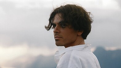 Rokas Yan
