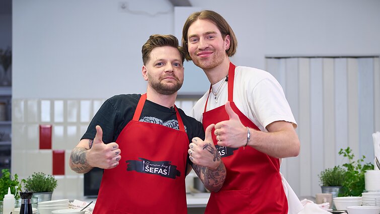 Gaminu kaip šefas. Pirmą kartą jautienos kepsnį gaminęs Gabrielius Vagelis: pastaruoju metu negaminau nieko, išskyrus pusryčius