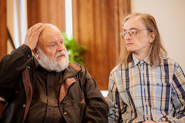 Gediminas Karalius, Valdemaras Klumbys. Diskusija dėl paminklo Justinui Marcinkevičiui Lietuvos rašytojų sąjungoje Gediminas Karalius, Valdemaras Klumbys. Diskusija dėl paminklo Justinui Marcinkevičiui Lietuvos rašytojų sąjungoje