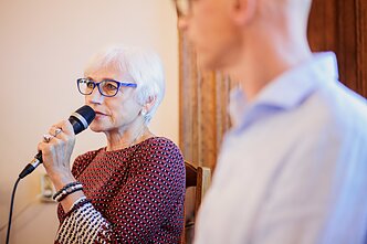 Diskusija dėl paminklo Justinui Marcinkevičiui Lietuvos rašytojų sąjungoje Diskusija dėl paminklo Justinui Marcinkevičiui Lietuvos rašytojų sąjungoje