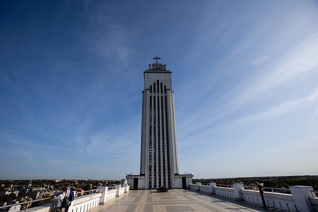 Kauno modernistinė architektūra, Prisikėlimo bažnyčia