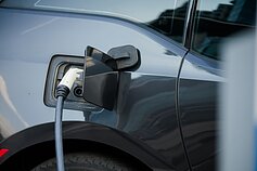 Elektromobilio įkrovimas Elektromobilio įkrovimas