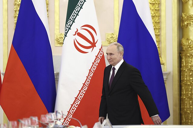 Putinas susitiko su Irano prezidentu Raisi