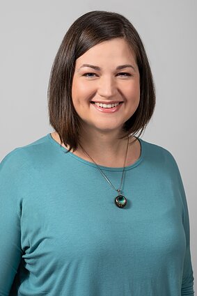 Veronika Lakis Veronika Lakis