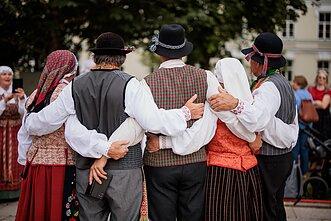 Folkloras, asociatyvi nuotr.