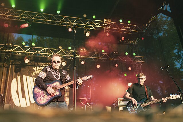 „Poliarizuoti stiklai“ 