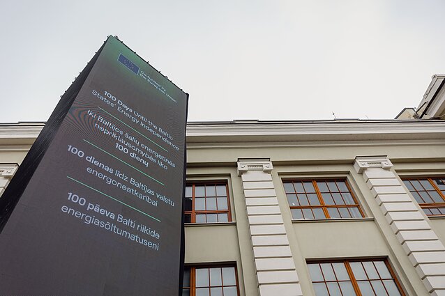 Laikrodis, skaičiuojantis dienas iki atsijungimo nuo BRELL