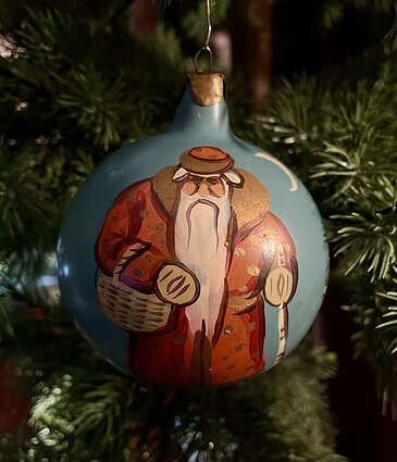 Astos Kaniušonienės senų eglutės žaisliukų kolekcija Astos Kaniušonienės senų eglutės žaisliukų kolekcija