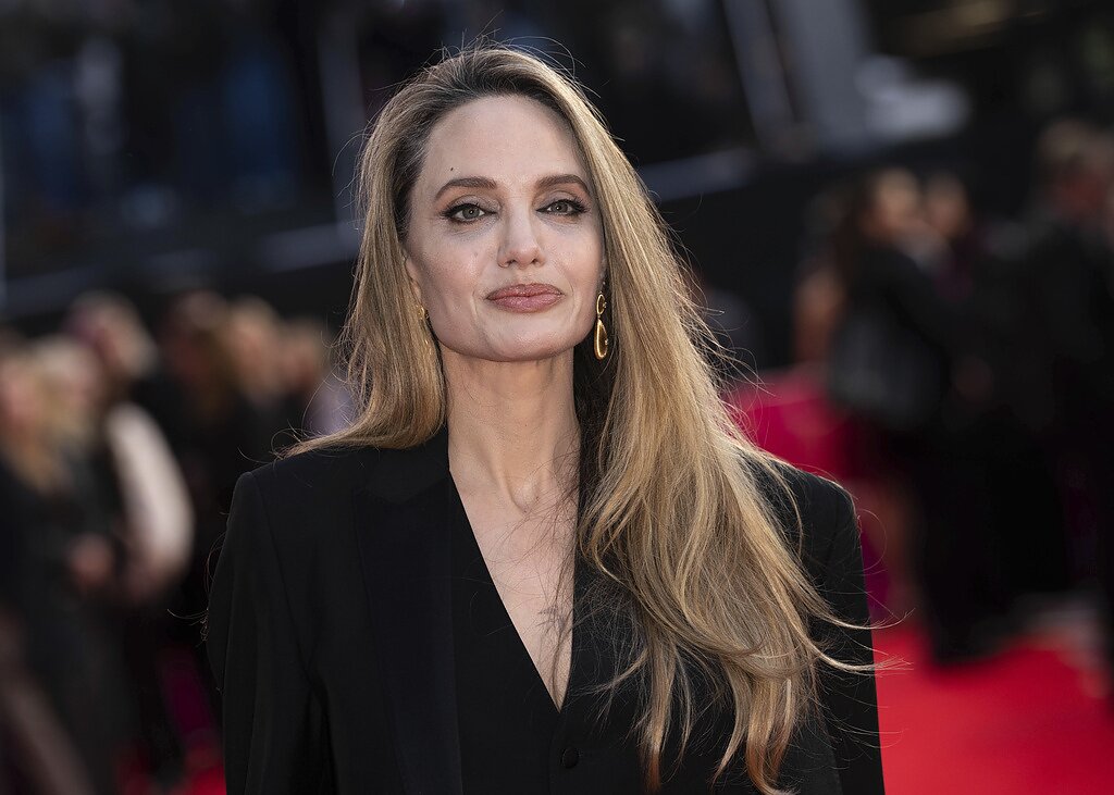 Angelina Jolie