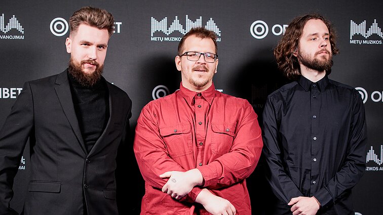 M.A.M.A. nominantų paskelbimo ceremonijos akimirka - grupė SHWR