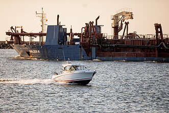 Klaipėdos jūrų uostas. Asociatyvi