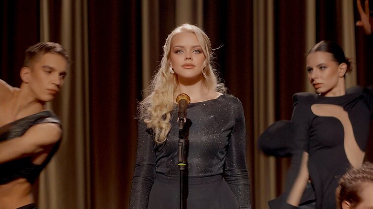 Atlikėjos Eliyos Maris klipo filmavimo akimirka