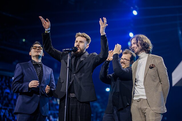 M.A.M.A. apdovanojimų ceremonijos akimirka - Metų alternatyviosios muzikos grupė SHWR