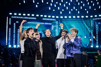 M.A.M.A. apdovanojimų ceremonijos akimirka. Free Finga su bendražygiais