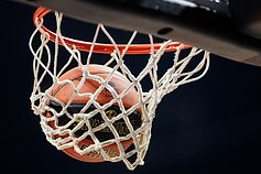 Krepšinio kamuolys, KMT mažasis finalas: „Wolves“ – „Lietkabelis“