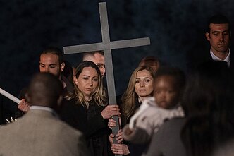 Ukrainietė ir rusė kryžiaus kelio liturgijoje