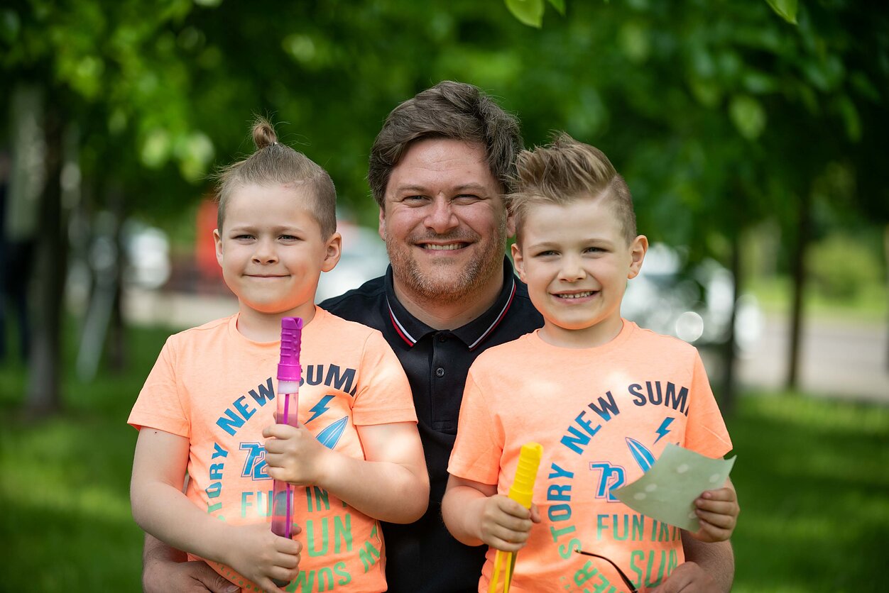 Merūnas Vitulskis su sūnumis