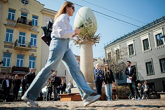 Vilniečius nudžiugino atnaujinta skulptūra „Kiaušinis“