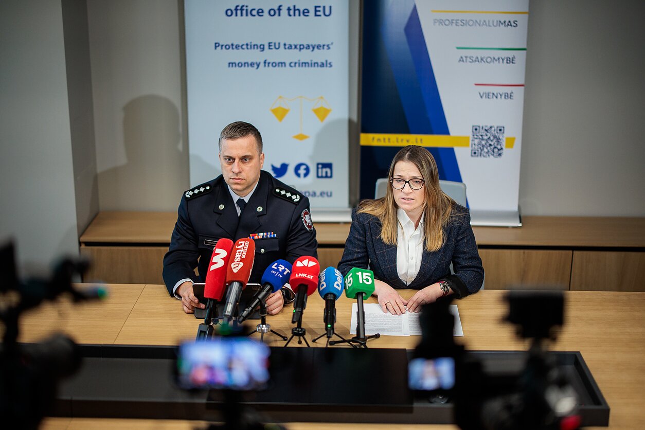  FNTT pristatė kartu su Europos prokuratūra atliekamą stambaus masto tarptautinį tyrimą