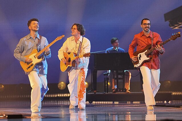 Eurovizija 2025. Finalas. Portugalija. Napa – „Deslocado“
