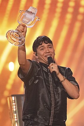 2025 m. „Eurovizijos“ nugalėtojas austras Johannesas Pietschas, arba JJ