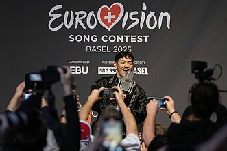 „Eurovizijos“ nugalėtojo Johanneso Pietscho, arba JJ, spaudos konferencija
