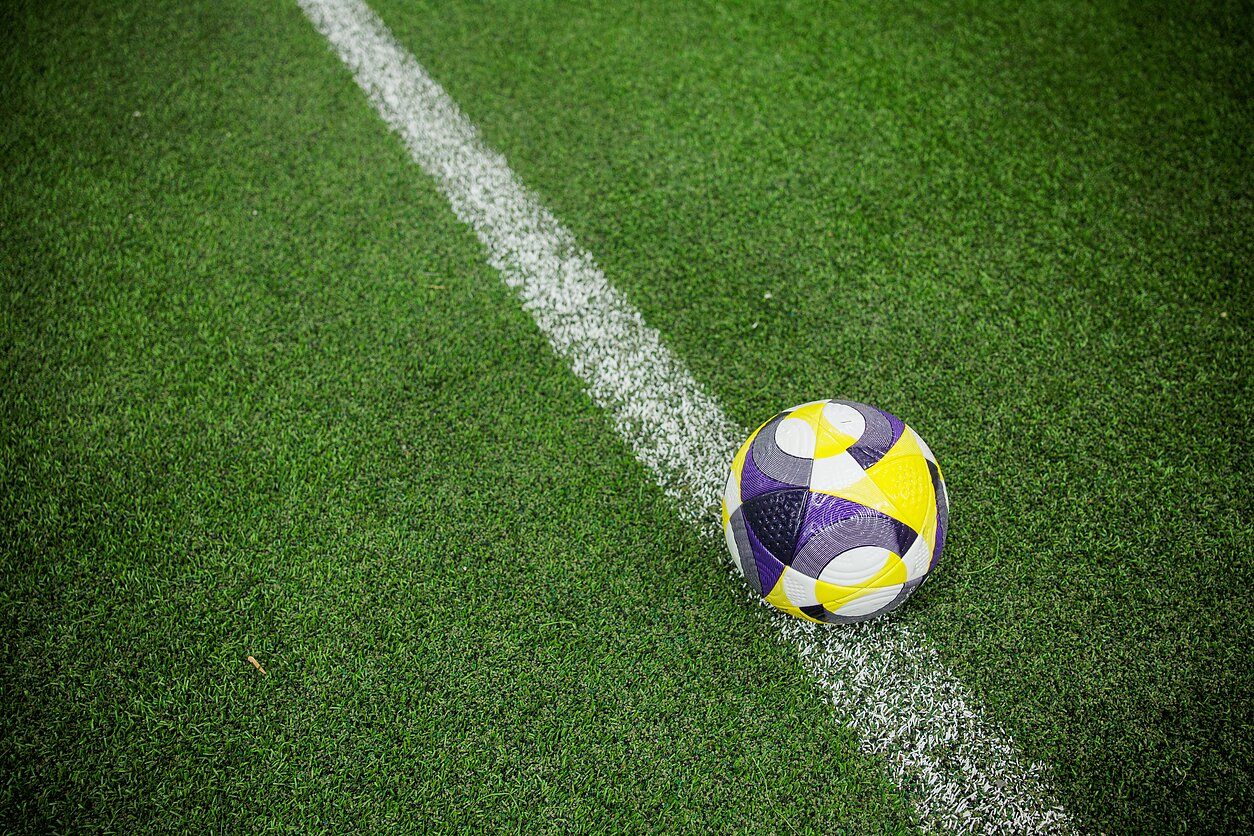 Futbolo kamuolys, asociatyvi nuotrauka