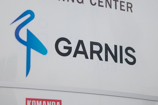 Garnis