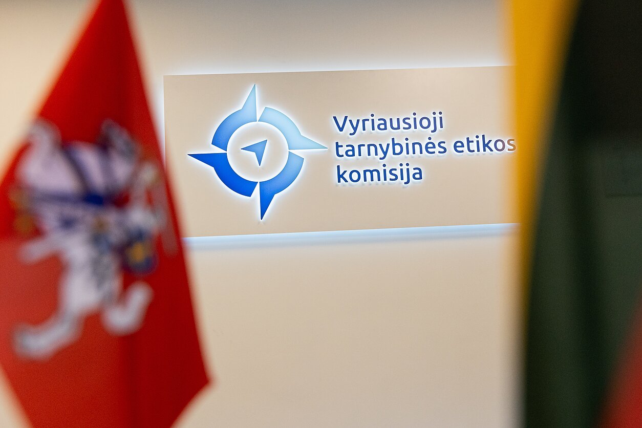Vyriausioji tarnybinės etikos komisija (VTEK) Vyriausioji tarnybinės etikos komisija (VTEK)