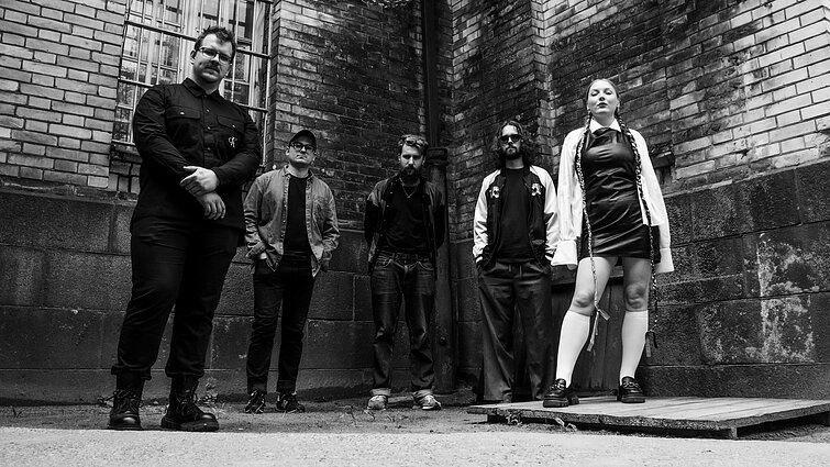 „SHWR“ ir Petunija