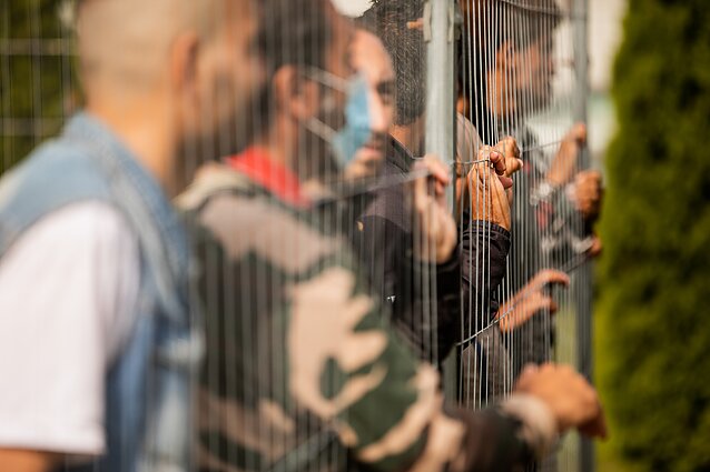 Migrantai. Asociatyvi Migrantai. Asociatyvi