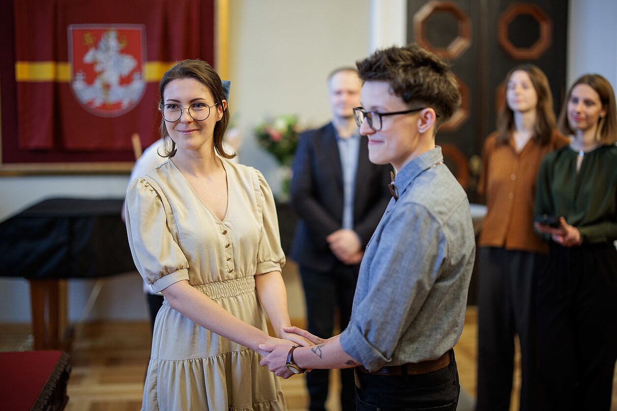 Eglė ir Karolina sumainė žiedus
