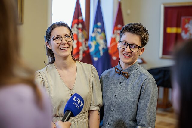 Eglė ir Karolina sumainė žiedus