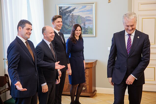 Koalicijos lyderiai atvyko tartis su prezidentu.