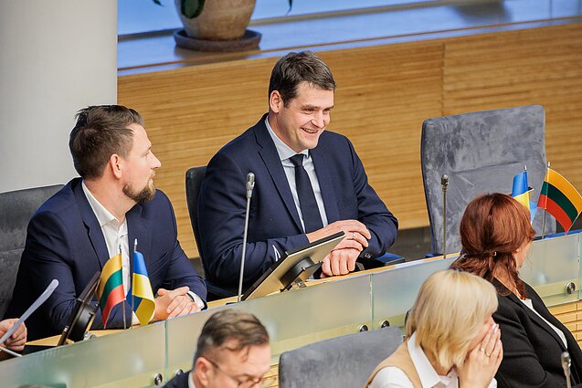 Robertas Puchovičius, Remigijus Žemaitaitis; Nemuno aušra